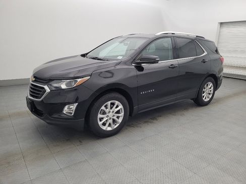 Used 2019 Chevrolet Equinox LT w/ Sun & Navigation Package image 2
