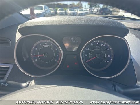 Used 2013 Hyundai Elantra SE image 25