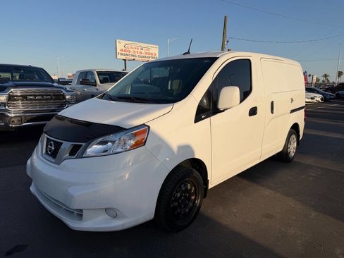 Used 2021 Nissan NV200 SV w/ Sliding Door Glass Package image 3
