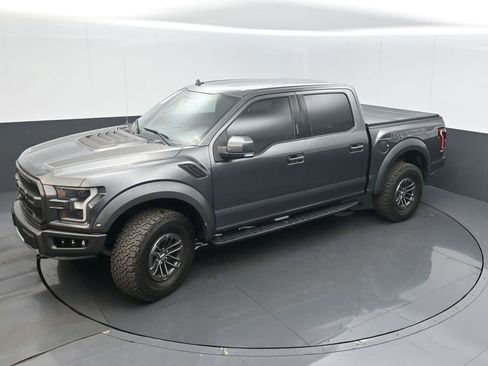 Used 2019 Ford F150 Raptor w/ Equipment Group 802A Luxury image 38