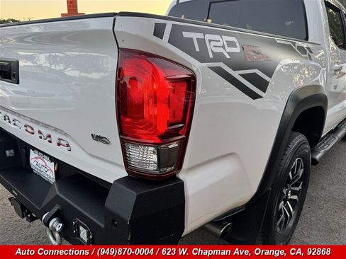 Used 2017 Toyota Tacoma TRD Off-Road w/ Tow Package image 46