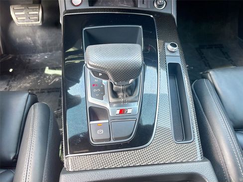 Used 2023 Audi SQ5 Premium Plus w/ Premium Plus Package AWD/4WD image 17