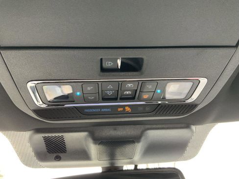 Used 2025 Ford F150 Raptor image 62