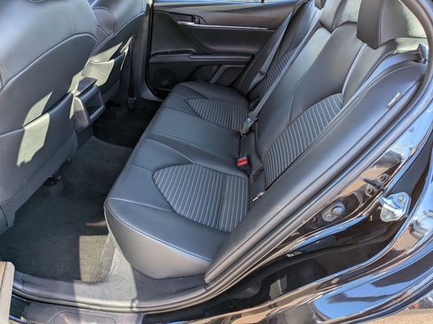 Used 2023 Toyota Camry SE image 25