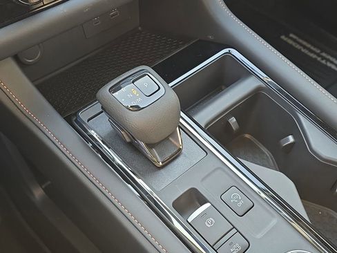 New 2025 Nissan Pathfinder Rock Creek image 25