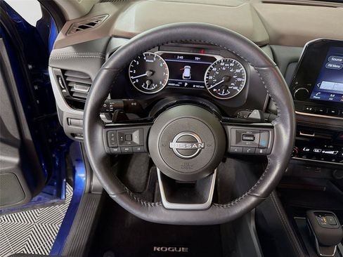 Used 2023 Nissan Rogue SL w/ SL Premium Package AWD/4WD image 3