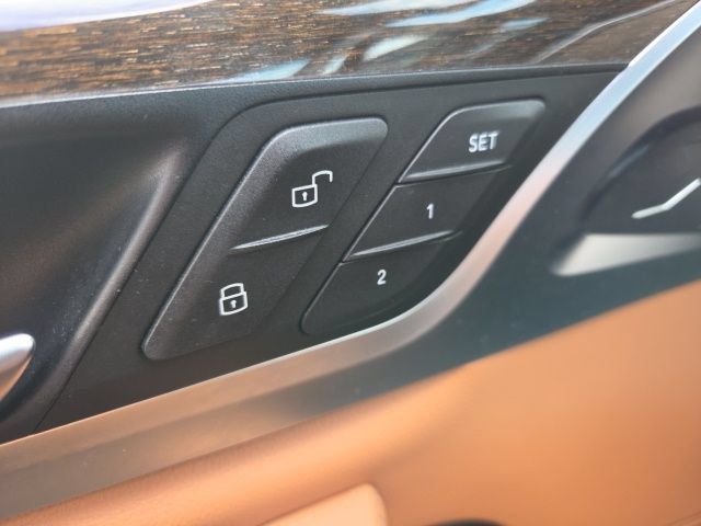 Used 2018 BMW X3 xDrive30i w/ Premium Package AWD/4WD image 5