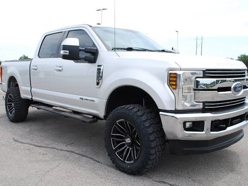 Used 2018 Ford F250 Lariat AWD/4WD image 7