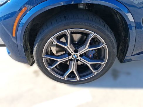 Certified 2022 BMW X5 sDrive40i w/ M Sport Package image 11