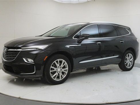 Used 2022 Buick Enclave Essence w/ Experience Buick Package image 4