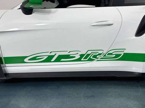 Used 2024 Porsche 911 GT3 RS RWD image 46