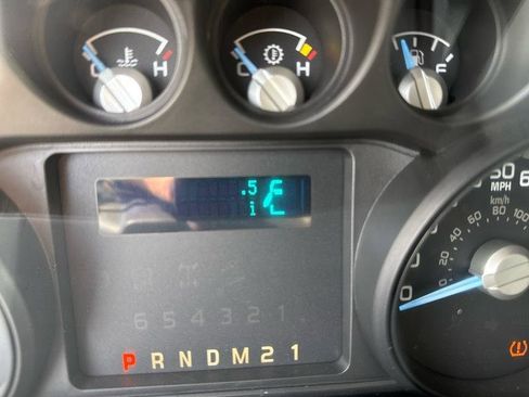 Used 2013 Ford F250 XL w/ PWR Equipment Group image 10