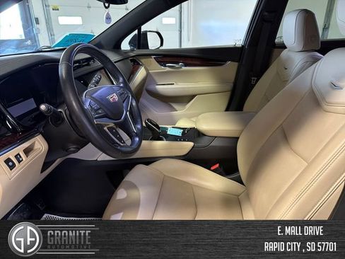 Used 2019 Cadillac XT5 Premium Luxury AWD/4WD image 10