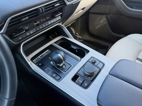 Certified 2024 MAZDA CX-90 Plug-In Hybrid w/ Preferred AWD/4WD image 13