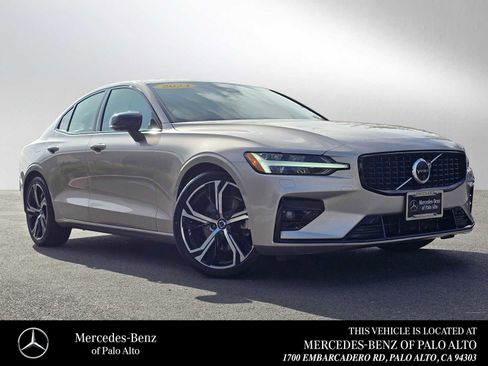 Used 2024 Volvo S60 B5 Plus image 1