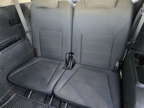 Used 2020 Kia Sorento L image 31
