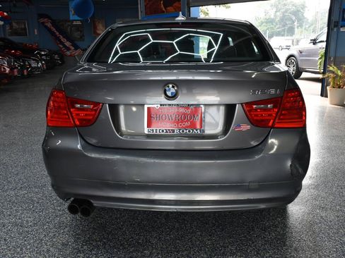 Used 2011 BMW 328i xDrive Sedan AWD/4WD image 4