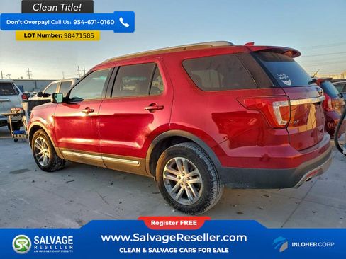 Used 2016 Ford Explorer XLT w/ Equipment Group 202A image 3