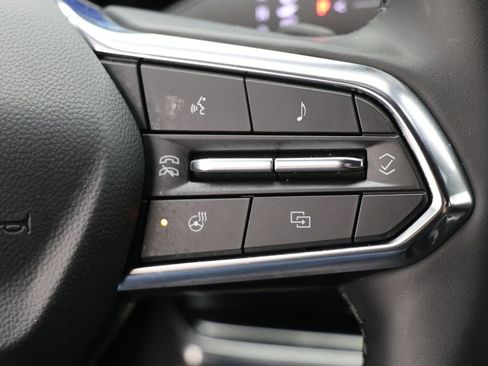 Used 2025 Chevrolet Equinox LT image 20