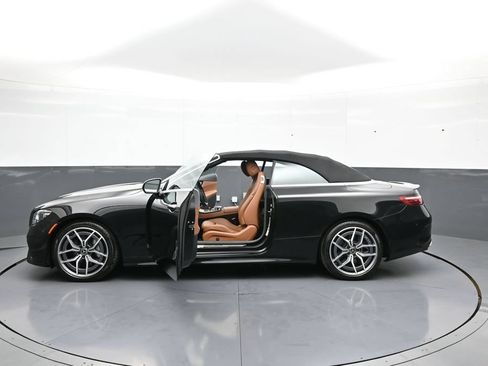 Used 2023 Mercedes-Benz E 450 4MATIC Cabriolet image 49