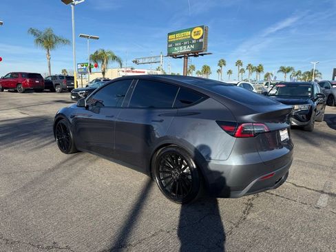 Used 2023 Tesla Model Y Long Range image 4