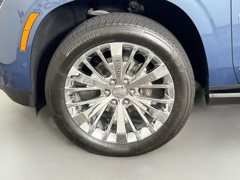 Used 2025 GMC Yukon Denali w/ Sun & Power Step Package AWD/4WD image 30