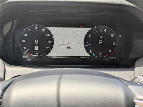 Used 2024 Land Rover Discovery Sport S image 12