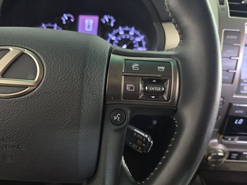 Used 2015 Lexus GX 460 w/ Premium Package AWD/4WD image 14