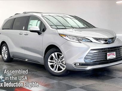 New 2025 Toyota Sienna Limited