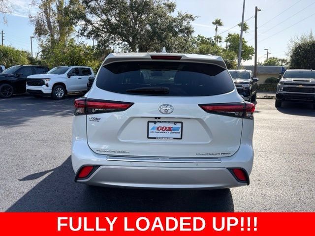 Used 2021 Toyota Highlander Platinum AWD/4WD image 5