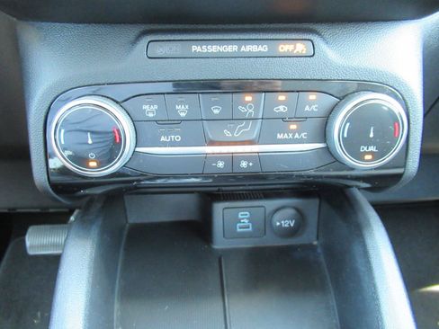 Used 2022 Ford Escape SE w/ Convenience Package FWD image 27