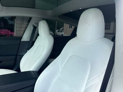 Used 2023 Tesla Model 3 Standard Range RWD image 10