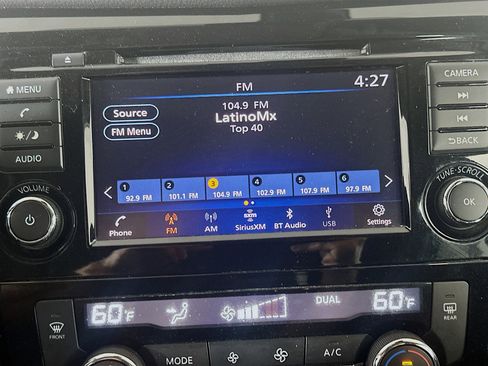 Used 2020 Nissan Rogue SV image 21