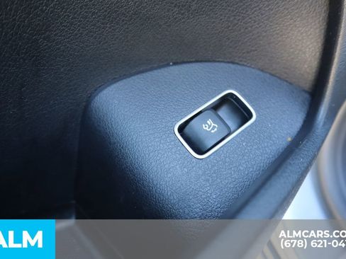 Used 2023 Mercedes-Benz GLE 350 w/ AMG Line Exterior image 18