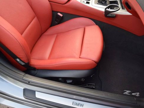 Used 2011 BMW Z4 sDrive35i RWD image 61