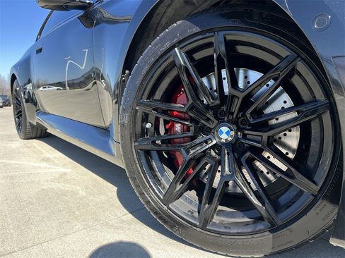 Used 2025 BMW M2 w/ Lighting Package image 8
