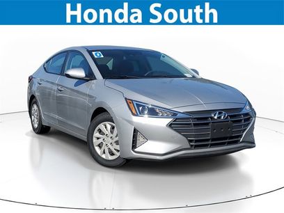 Used 2020 Hyundai Elantra SE w/ Winter Weather Package