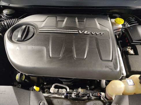 Used 2020 Jeep Cherokee Latitude Lux w/ Quick Order Package 26H Lux image 30