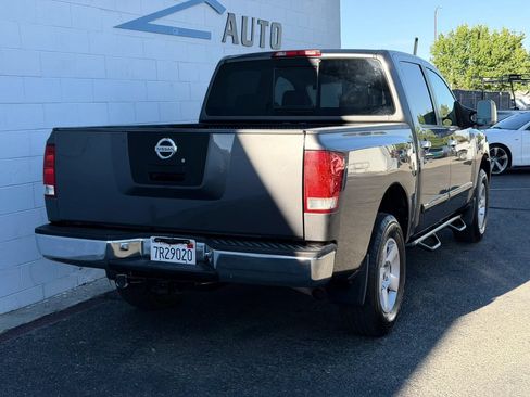 Used 2004 Nissan Titan SE w/ (Tow) Big Tow Pkg AWD/4WD image 6