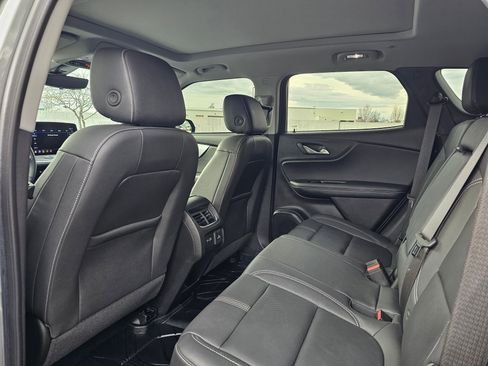 Used 2024 Chevrolet Blazer LT w/ Sound & Technology Package image 44