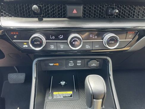 Used 2025 Honda CR-V Touring image 26