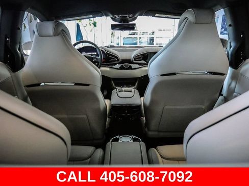 Used 2025 Ferrari Purosangue AWD/4WD image 26