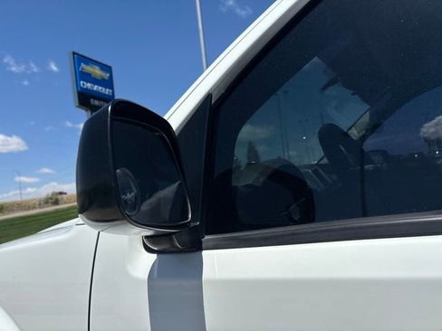 Used 2019 Nissan Frontier SV RWD image 29