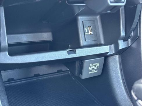 Used 2017 Honda Accord Sport image 24