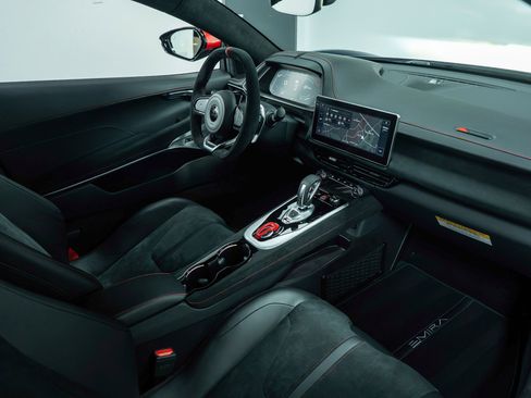 New 2026 Lotus Emira SE image 2