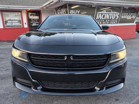 Used 2022 Dodge Charger SXT w/ Cold Weather Package image 3