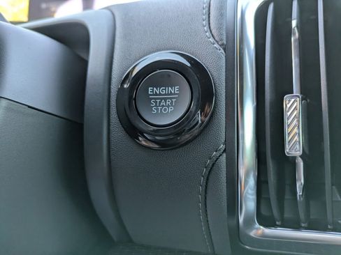 New 2025 Ford Expedition Platinum w/ Stealth Performance Package image 37