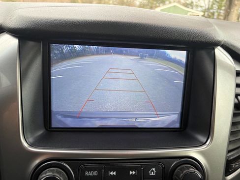 Used 2018 Chevrolet Tahoe LT image 15