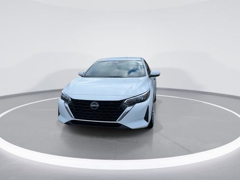 Used 2024 Nissan Sentra S image 2