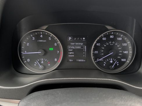 Used 2018 Hyundai Elantra Value Edition FWD image 21